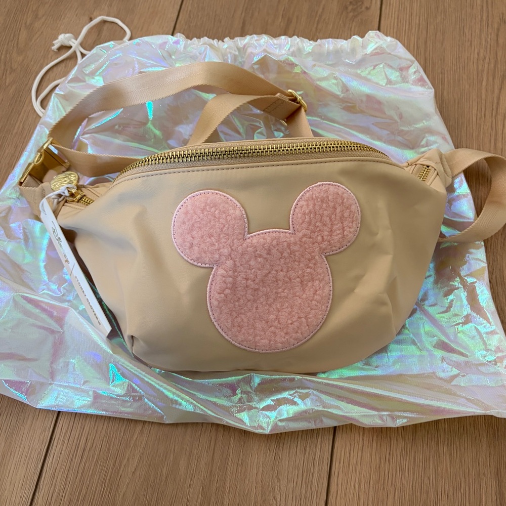 Stoney Clover Disney Sherpa Jumbo Fanny